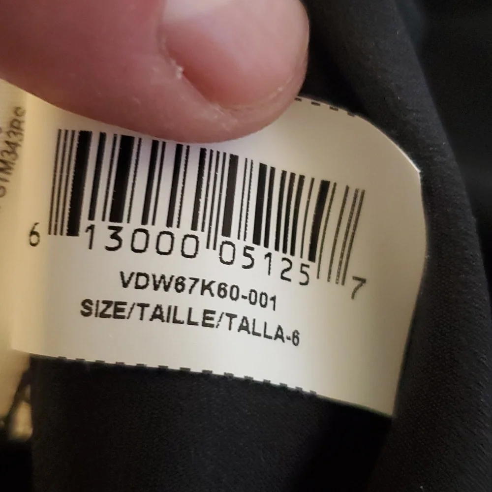 BCBGeneration Black Lace Floor Length Gown SZ 6 - Picture 9 of 11